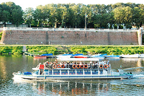 Motorboat Fratina river type
